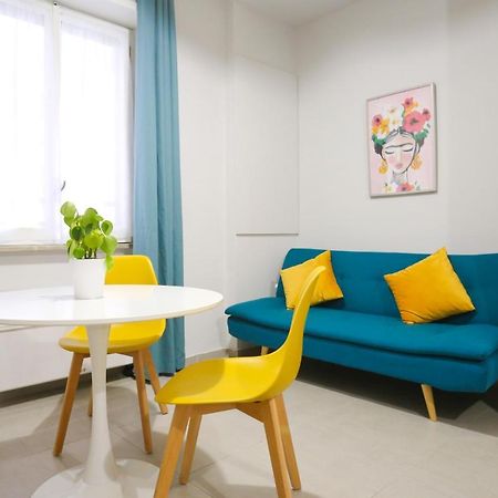 Apartamento Le Stanze Di Mami Salerno Exterior foto