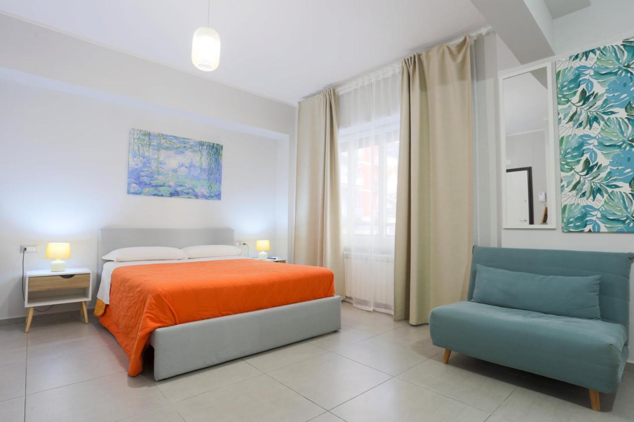 Apartamento Le Stanze Di Mami Salerno Exterior foto
